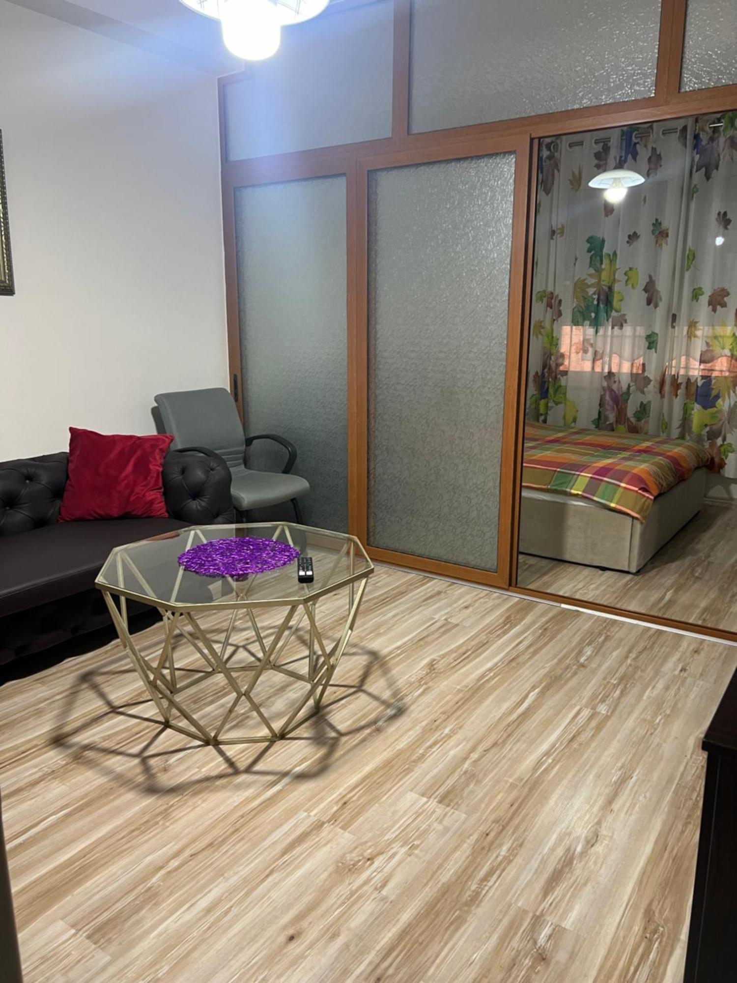 Ergi'S Studio Apartment Tirana Extérieur photo